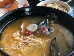 麻油乌骨鸡面线-春水堂人文茶馆(松烟文创店)