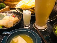 -湊湊火锅·茶憩(打浦桥日月光店)