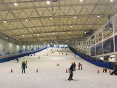 -乔波室内滑雪场