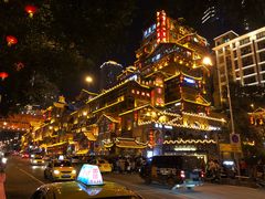 -屋顶顶城市·江景酒店-客房部