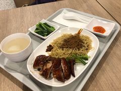 -了凡油鸡饭·面(台北101店)