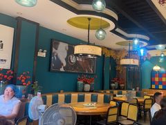 -黄泥岗·地道湖北菜(奥特莱斯店)