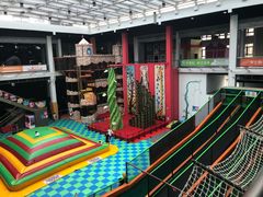 -蒙特利亲子乐园