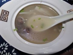 酸辣海参汤-旺角小渔村(幸福中路店)