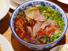 -嘻小北·兰州清汤牛肉面(太平洋森活天地店)
