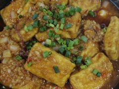 -云海肴·汽锅鸡·云南菜(天山百盛优客店)