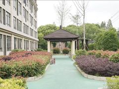 -奉贤东方美谷金汇敬老院·医护康复·日月星连锁(奉贤院)