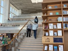 -朵云书院(滴水湖店)
