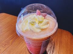 人鱼桃桃星冰乐-星巴克(浙大紫金港校区店)