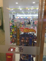 -爱婴室(上海紫荆广场店)