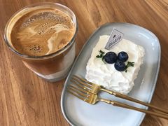 -AHAVA·Fang Baking Studio