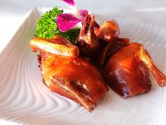 玻璃乳鸽-广州塔晖粤轩中餐厅
