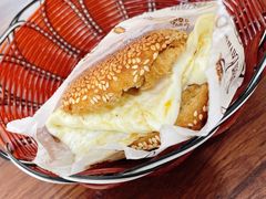 烧饼夹鸡蛋-万红路羊汤烧饼店(将台路店)