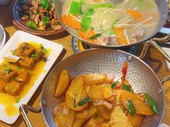 -隔壁老王·家常云南菜(花巷店)