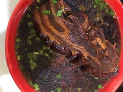 -小龙大肉面馆