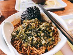 咸菜肉丝-谷沙屋面铺