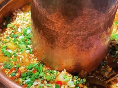 铜锅油焖鸡-一坐一忘云南菜(嘉里中心店)
