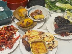 -金马门国际美食百汇(珞喻路店)