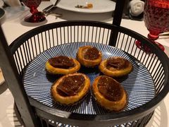 一口鲍鱼酥-三号黄浦会Canton Table