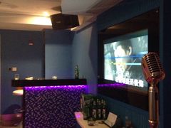 -唯爱KTV聚会餐厅(仙林东城汇店)