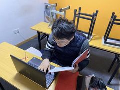 -语朵教育·日韩德法留学(曹杨校区)