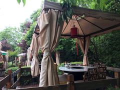 -二荆条·蜀鲜汇城市森林火锅