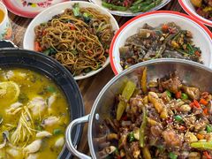 -冶建镜子·老南昌大排档·江西虾王(总店)