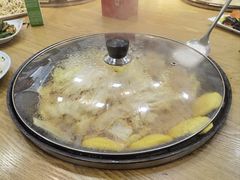 -屯老二农家铁锅炖·行业领军者(梅江店)