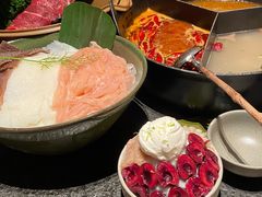 -三出山火锅(南京万象天地店)