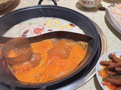 -朱光玉火锅馆(龙阳广场店)