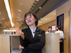 -海底捞火锅(新松江路生日主题店)