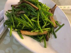 -眷江南之小蓝鲸(王府大街店)