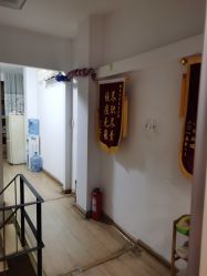 -苗医生专业祛痘·皮肤管理