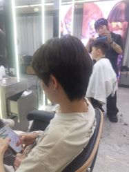 -藤野造型烫发染发