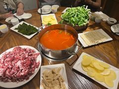 -苗家大院酸汤鱼(贵阳北站店)
