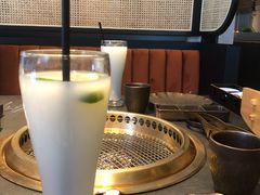 可尔必思-铭牛烧肉·和牛海鲜自助(高新月牙湖店)