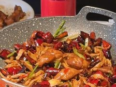 干锅肥肠-三十六味匠猪蹄(三元桥店)