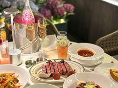 -MONICH牛排融合餐厅(和义大道购物中心店)