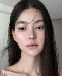-明天见·化妆造型工作室