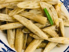 -江城燕子大排档(江汉路步行街店)