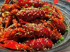 -肥肥虾庄·金牌油焖大虾(汉街SKP店)