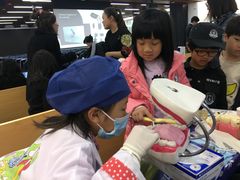 -岳辰齿科(浦东长泰店)