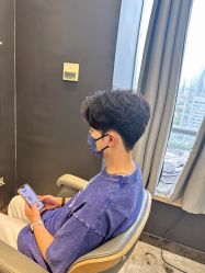 -藤野造型烫发染发