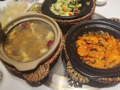 -领鲜天下·焗海鲜·花胶鸡(天目里店)