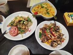 -大头虾越式风味餐厅(光明广场店)