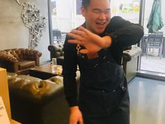 -汽车博物馆主题餐厅