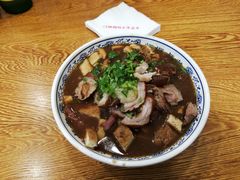 精品大肠卤煮-门框胡同百年卤煮(新街口店)