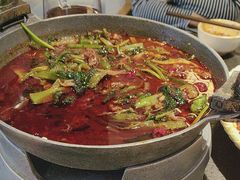 -万重锦·人文川菜馆(骡马市店)