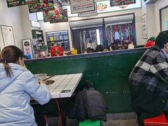 -晓彭肥肠鸡·泡椒鸡火锅(水木天地店)