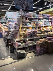 -百荣二期玩具城